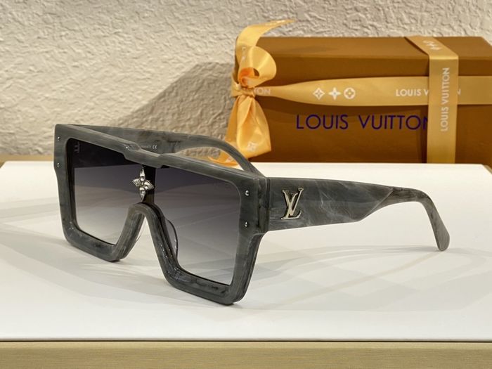 Louis Vuitton Sunglasses Top Quality LVS00313